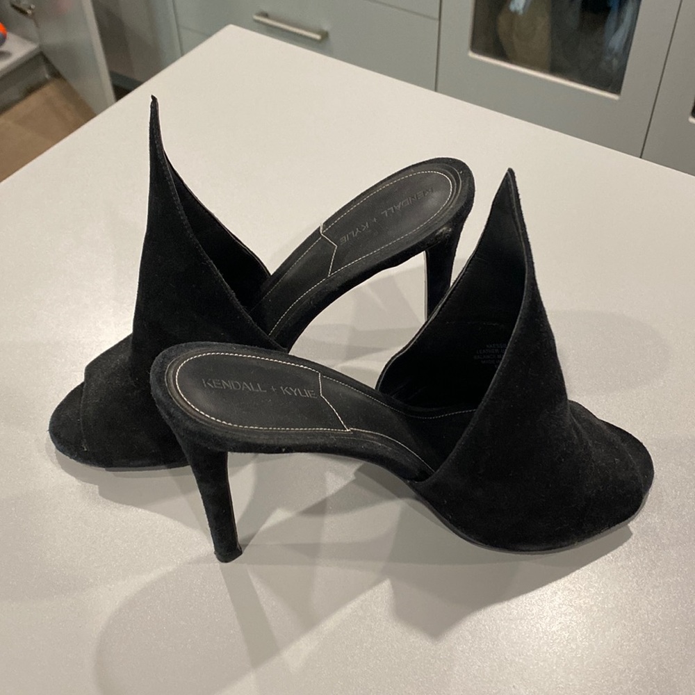 Kendall and Kylie heels. Super comfortable